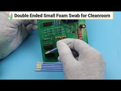 두 개의 둥근 머리의 폼 청소 스탭